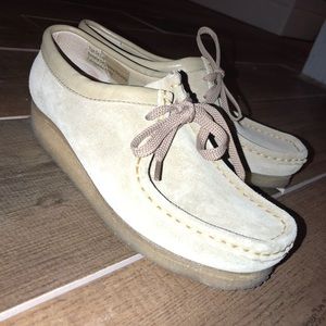 Clark wallabees